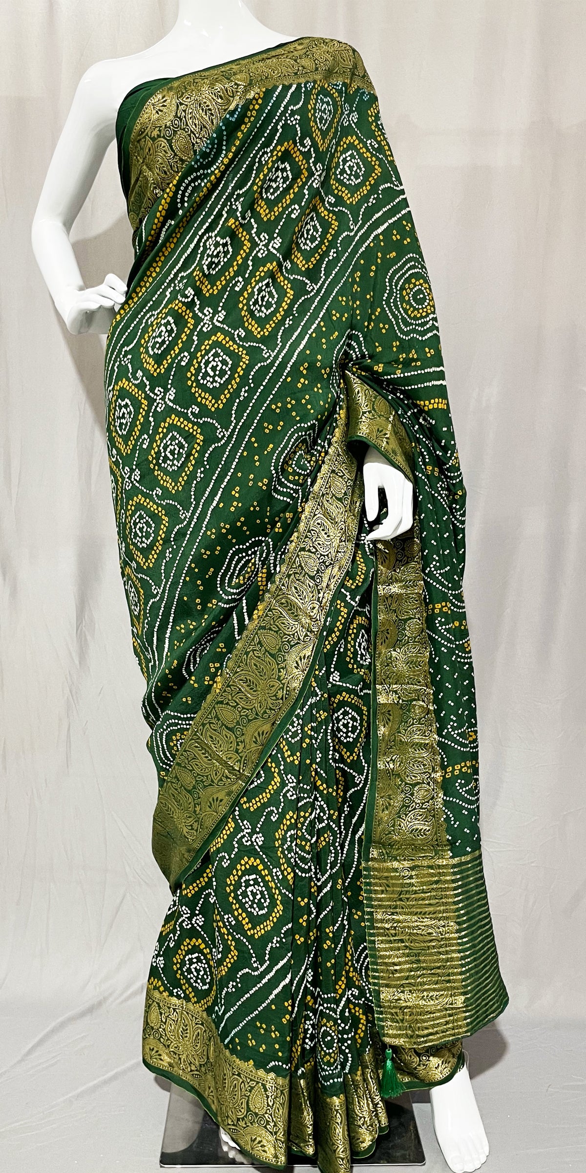 Green Bandhani Sari, Bhandej Silk Saree, Jaipuri print Saree, Teej Saree