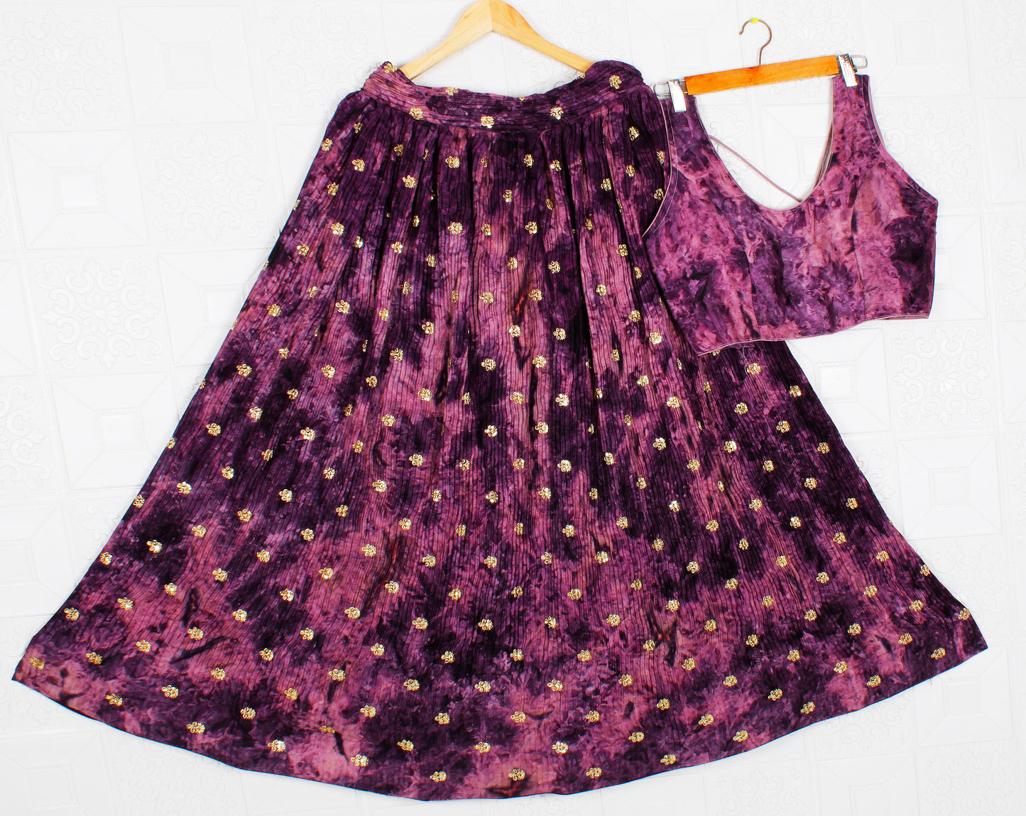 Purple Shining Gujarati Chaniya Choli/Lehenga Dress, Lehenga, embroidery, Dandiya Dress, Navaratri Pooja, Embroidered