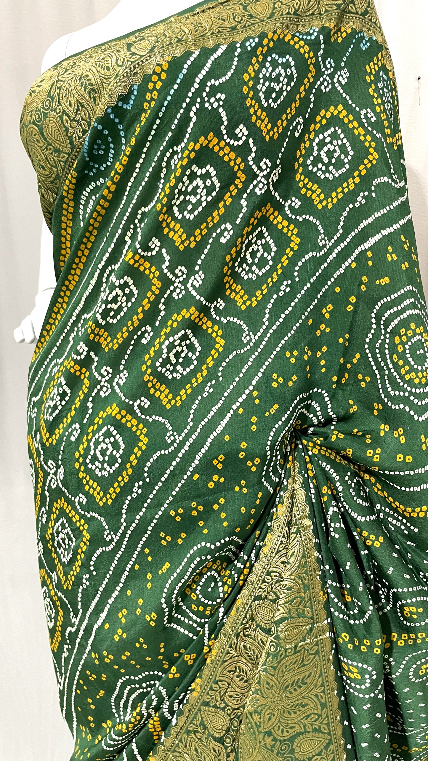 Green Bandhani Sari, Bhandej Silk Saree, Jaipuri print Saree, Teej Saree