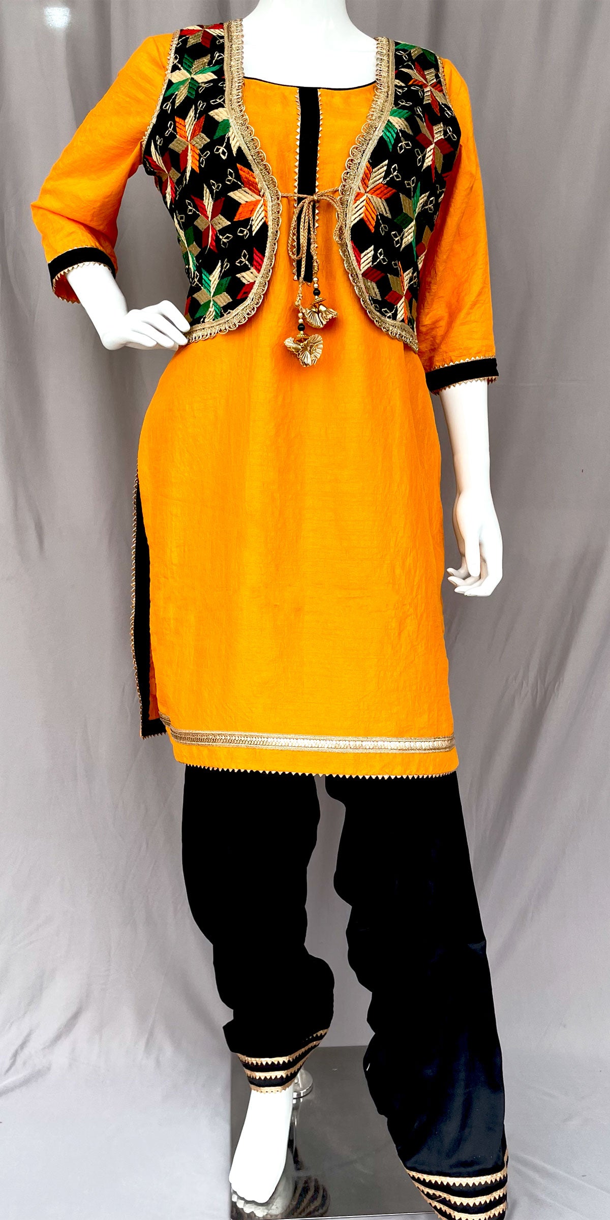 Black Phulkari Jacket with Patiala Salwar and Kurta, Bhangra dress for women, Gidda dress for women