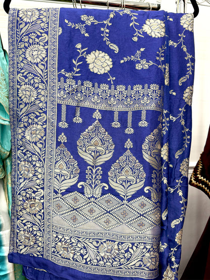 Pure Dola Silk Sarees with Floral Golden Jacquard