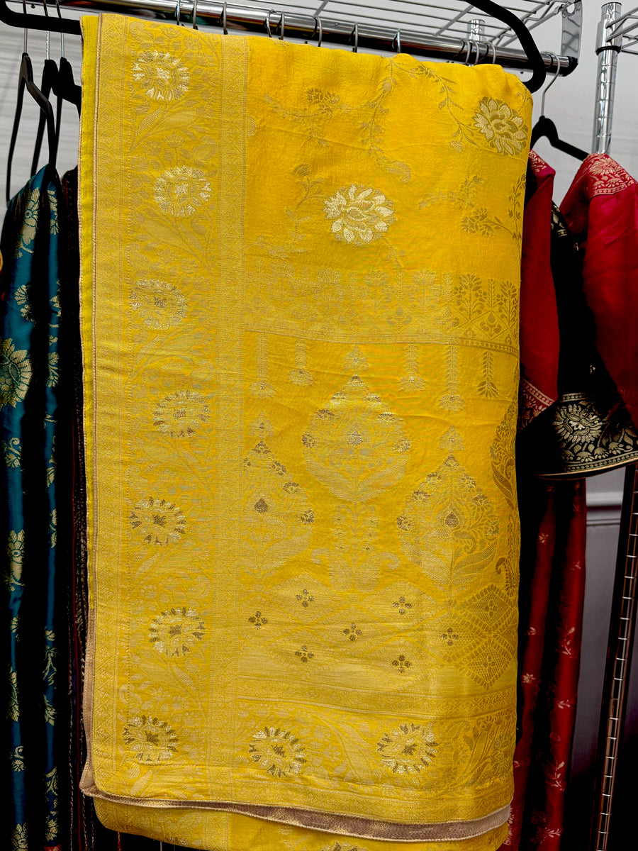 Pure Dola Silk Sarees with Floral Golden Jacquard