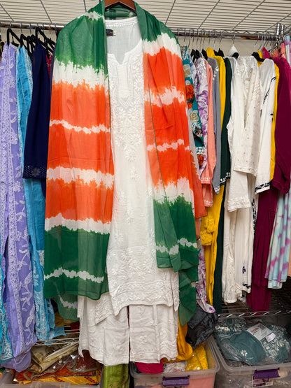 Close-up of Tie Dei  tricolor patterned fabric options for ethnic dupatta