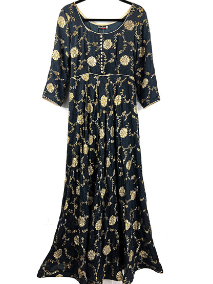 Long Black Dress Silk Dress, Partywear Floor Length Dress  with Golden Net Stole